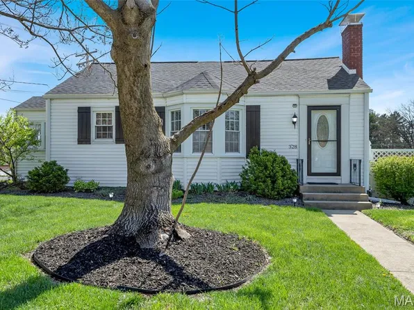328 W Legion Ave, Columbia, IL 62236