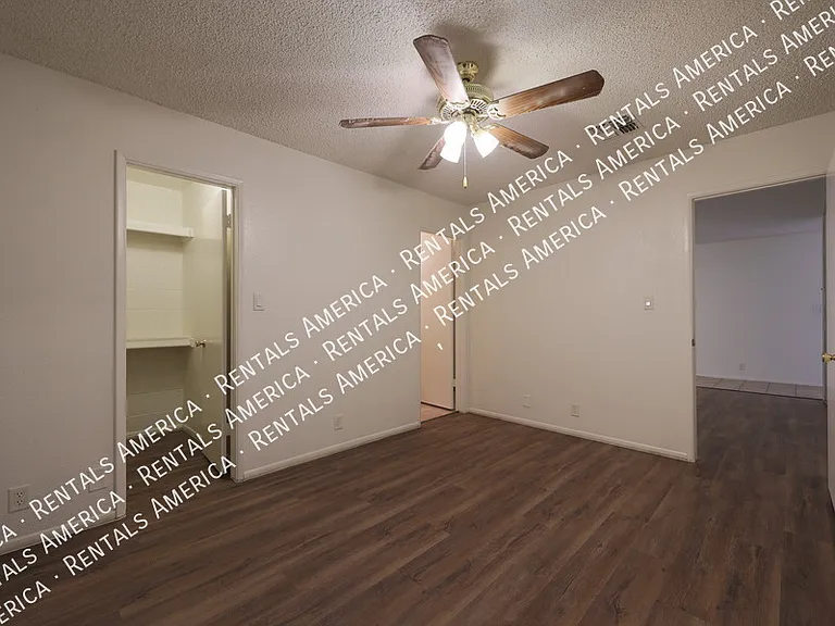 9029 W Elm St #8 — Photo 23