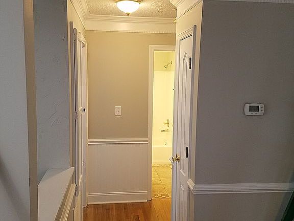 4th image of 4047 Stoney Creek Dr