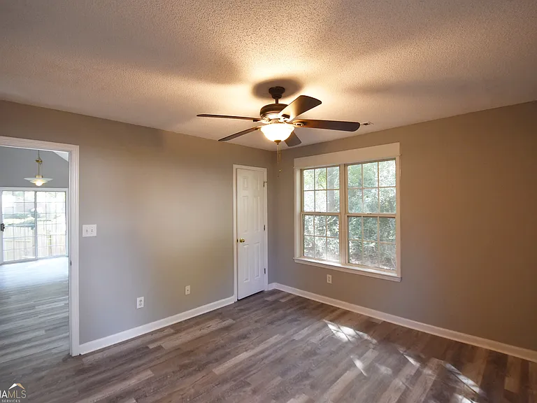 700 S Fairfield Dr — Photo 12