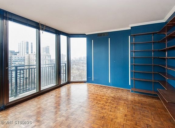 5th image of 1515 N Astor St #16A-B