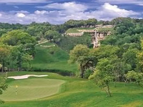 8201 Bruntsfield Loop Dr, Cleburne, TX 76033