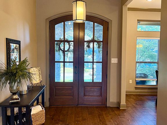 5th image of 1807 Austin Ln