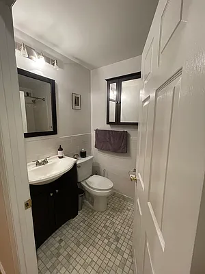 Rented by Compass | media 24
