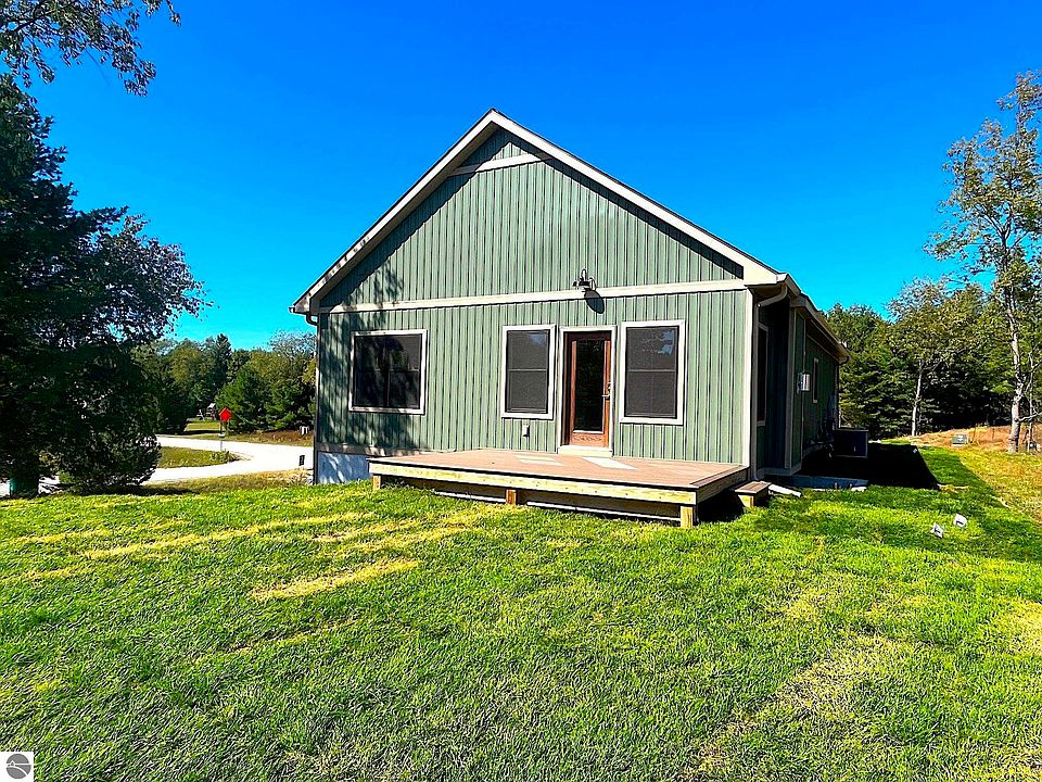 9927 W Ottawa Dr, Empire, MI 49630 Zillow