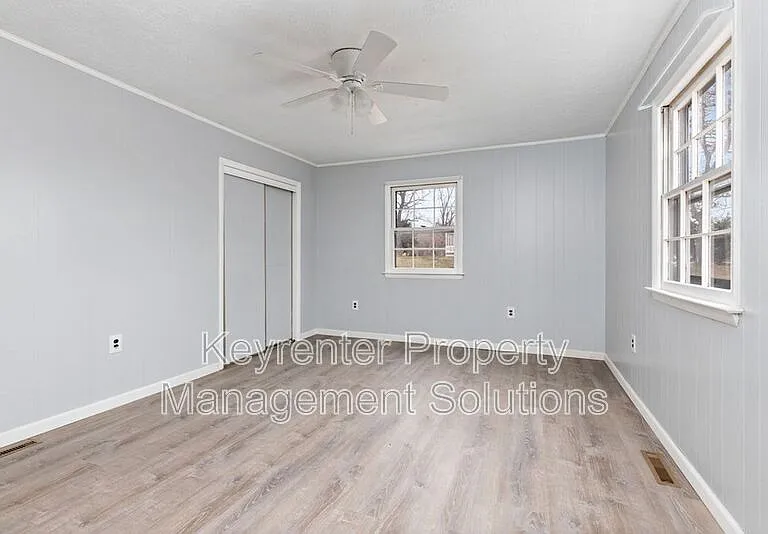 781 Cold Springs Rd — Photo 27