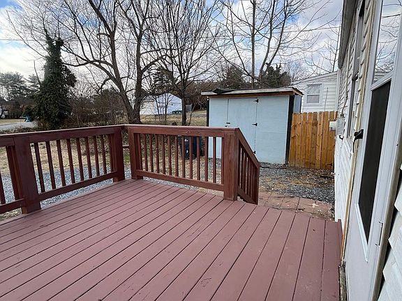 2nd image of 1406 Forest Park Blvd NW
