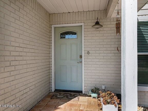 4th image of 1204 19th St N #4