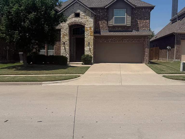 10700 Lariat Trail Dr — Photo 1
