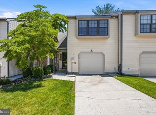9 Emily Ct, Robbinsville, NJ 08691