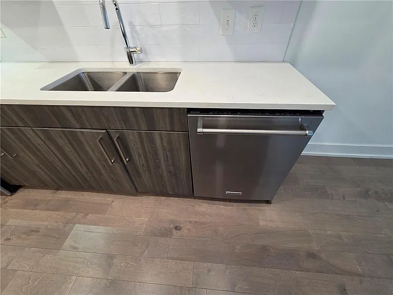 775 Juniper St NE #415 — Photo 6