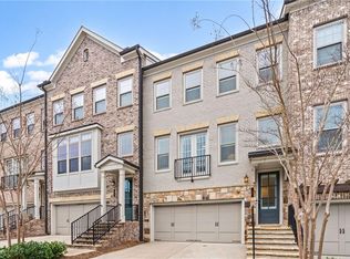 15 Lochurst Ln, Roswell, GA 30076