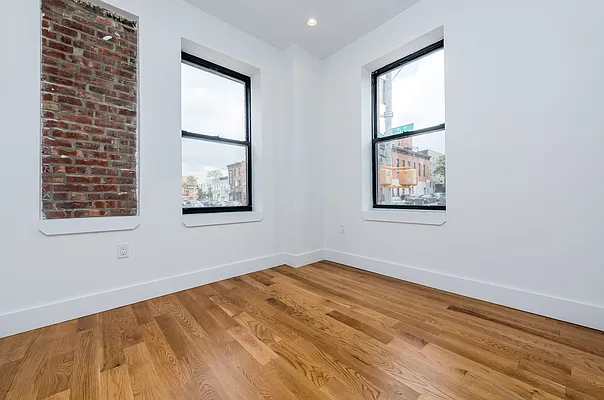 Rented by Nooklyn NYC LLC | media 61