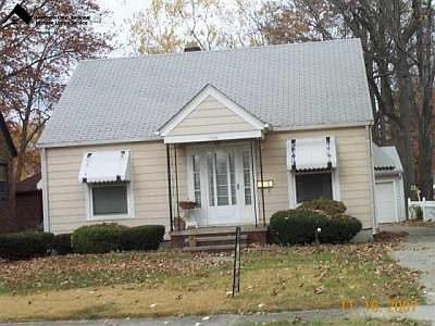 1st image of 1024 W 29th St
