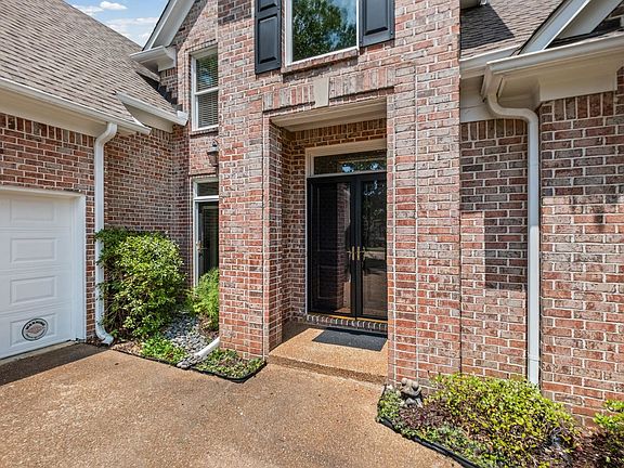 2nd image of 8454 Steinerbridge Ln