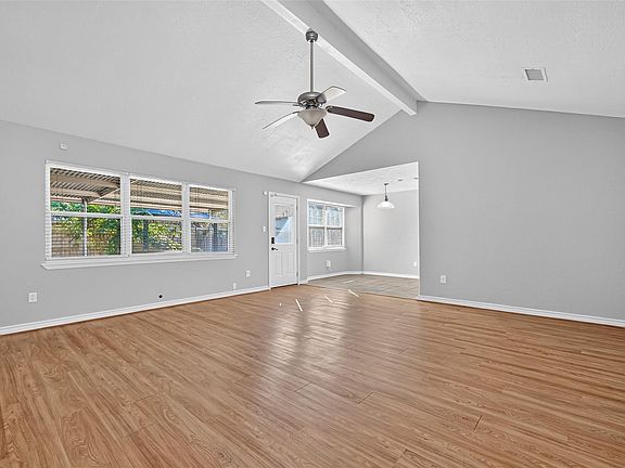 4th image of 5834 Fallengate Dr