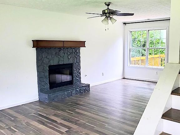 2nd image of 640 Tribble Creek Dr