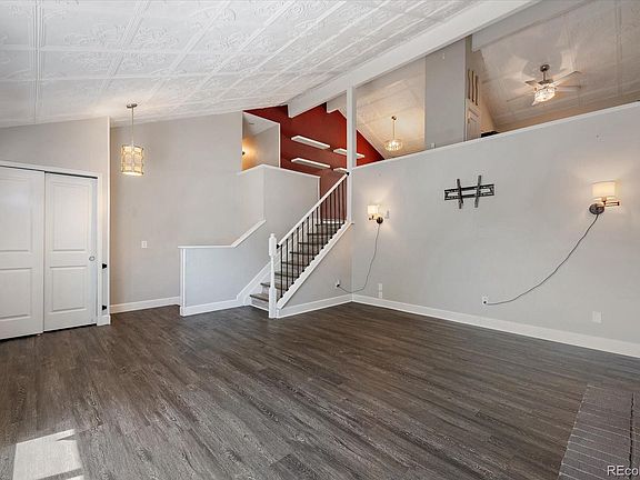 5th image of 923 S Ouray Street