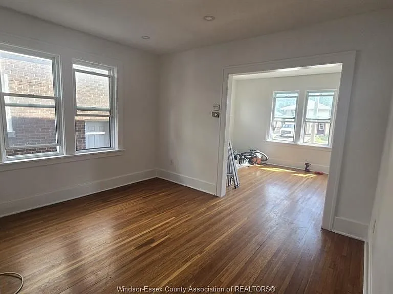 2257 Howard Ave #MAIN — Photo 6