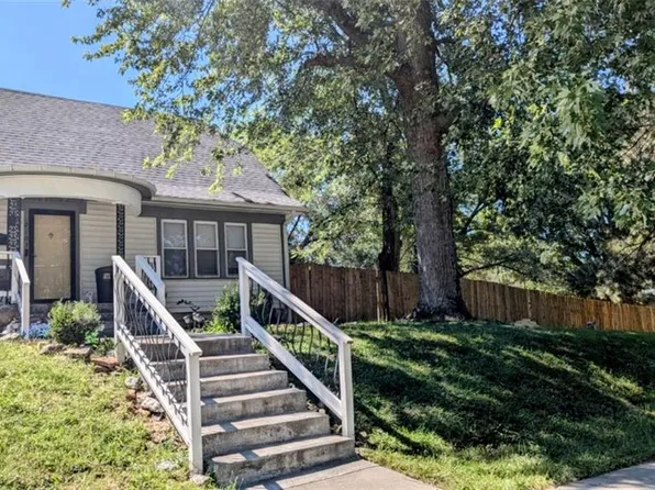 2103 E 74th St, Kansas City, MO 64132