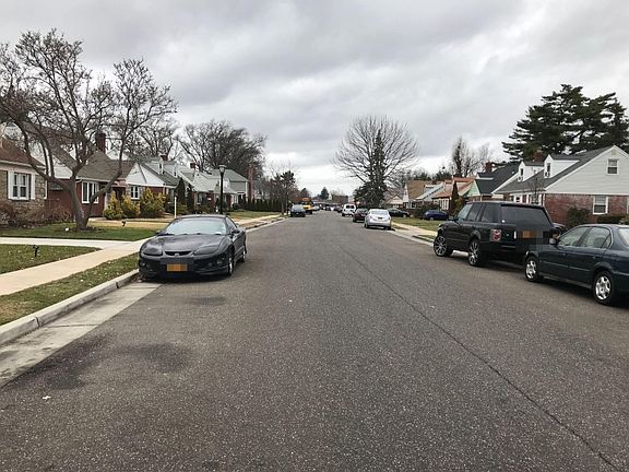 4th image of 79 Martin Ave