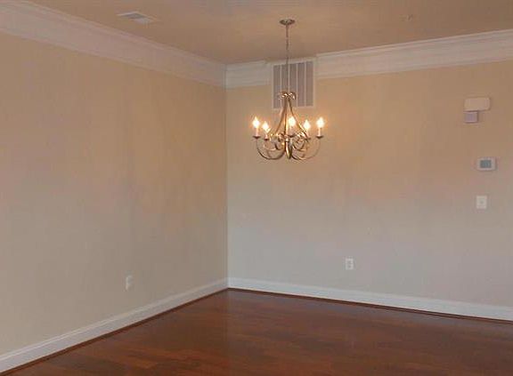 3rd image of 2179 Abbottsbury Way #485