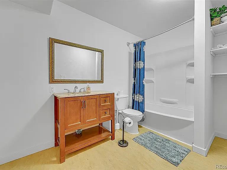 247 Alpine Dr — Photo 24