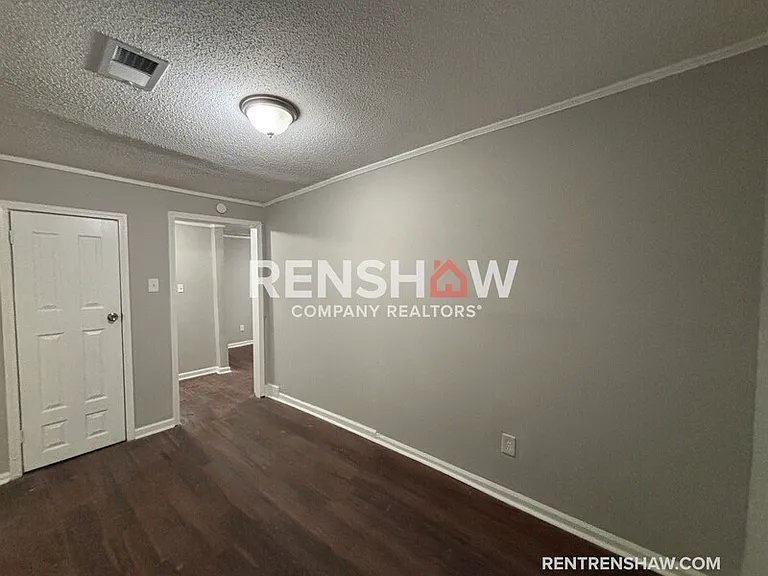 3021 Green Rd — Photo 10
