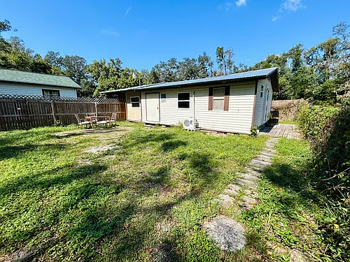 3824 Autumn Palm Dr #B Photo 1