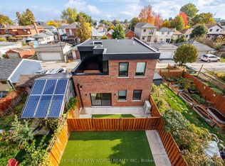 43 Batavia Ave #6, Toronto, ON M6N 4A1