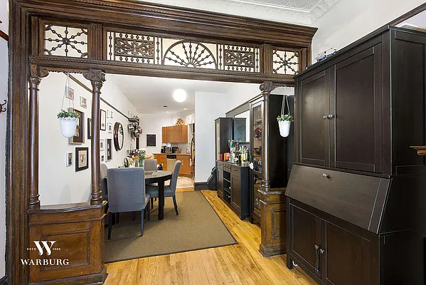 Rented by Warburg | media 16