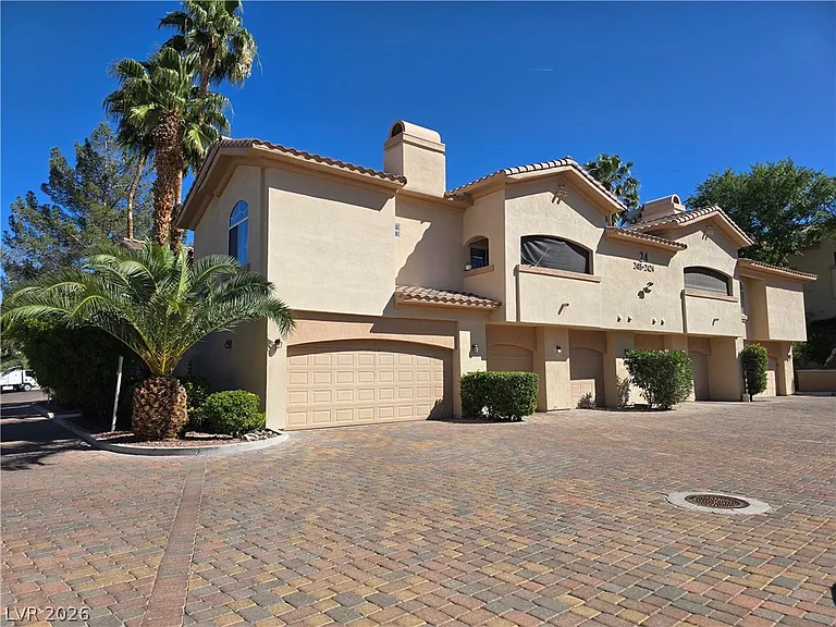 2050 W Warm Springs Rd #2422 — Photo 3