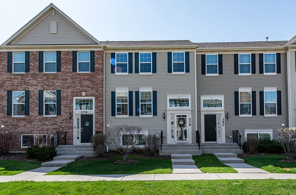1st image of 278 Lionel Dr #278