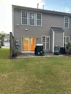 1317 Corwith Dr — Photo 18