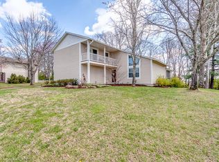1457 Buxton Dr, Knoxville, TN 37922