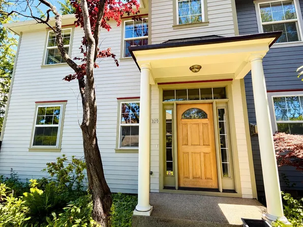 820 Park St, Ashland, OR 97520
