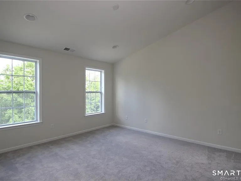 10 Moorland Dr #10 — Photo 11