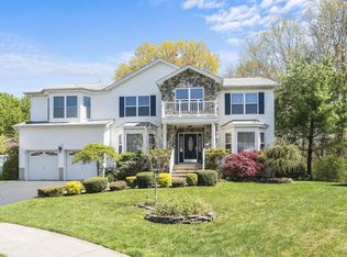 39 Sally St, Howell, NJ 07731