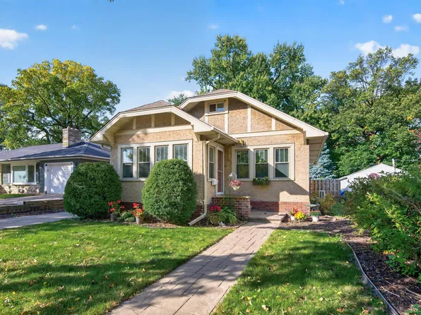 953 Hall Ave, West Saint Paul, MN 55118