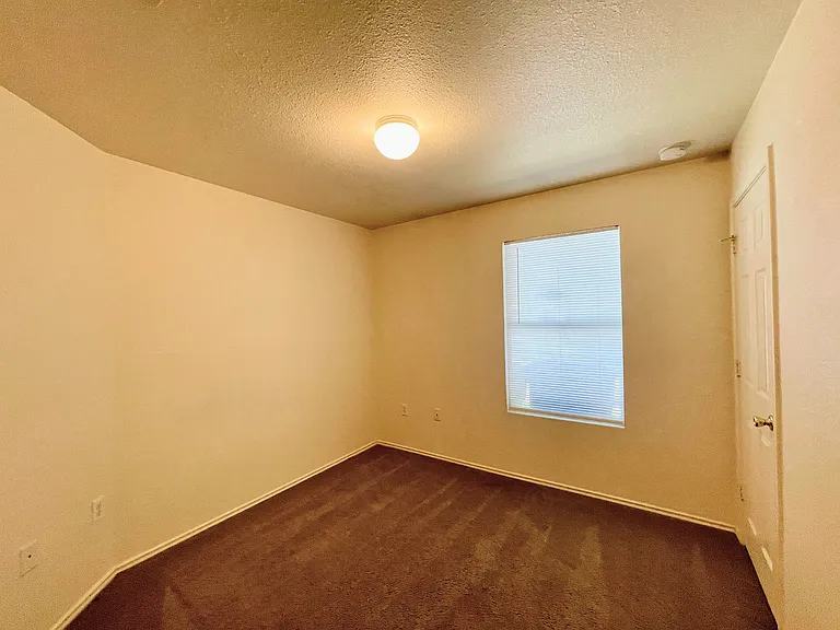 15415-15417 Kamary Ln — Photo 12