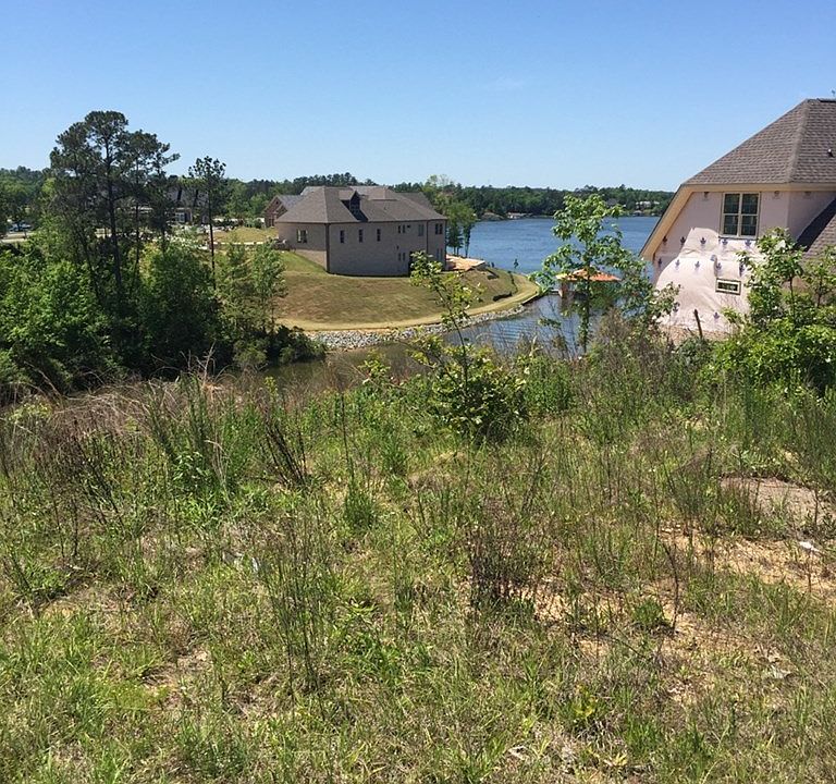 2nd image of 249 Shoreline Way