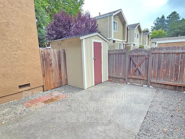 552 Santa Alicia Dr — Photo 9