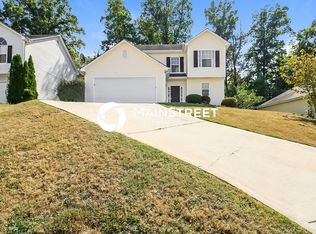 1579 Isleworth Cir, Atlanta, GA 30349