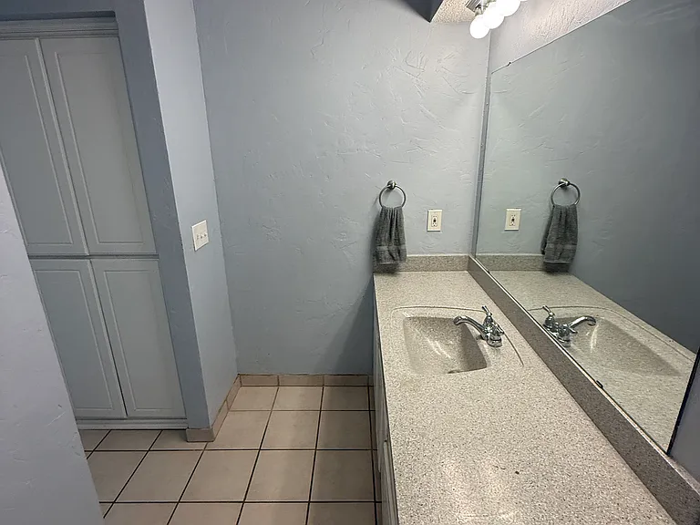 9500 Berkley Ter — Photo 2