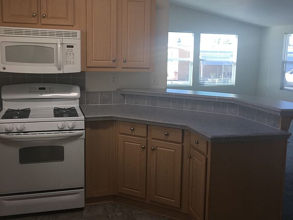 4th image of 200 N El Camino Real Space 6