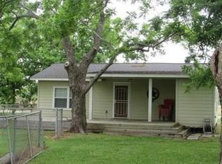 157 Sir Gawain Dr, Sargent, TX 77414