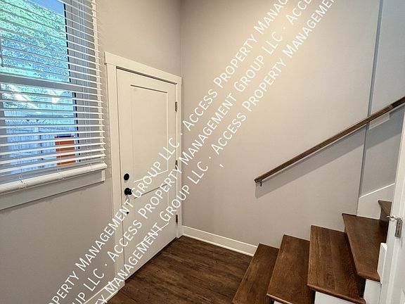 3rd image of 707 Livingston Ave NE APT 2