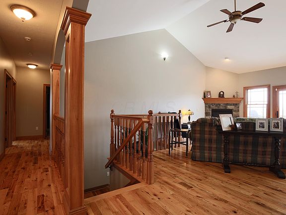 2nd image of 3172 Sarah Dr NE