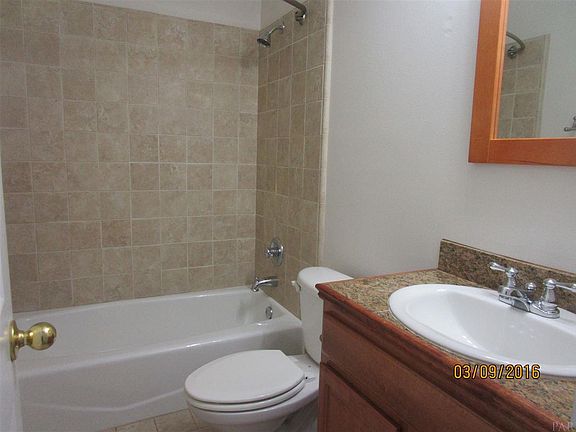4th image of 2220 E Lakeview Ave