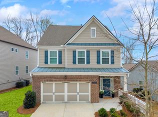 6445 Crosscreek Ln, Flowery Branch, GA 30542